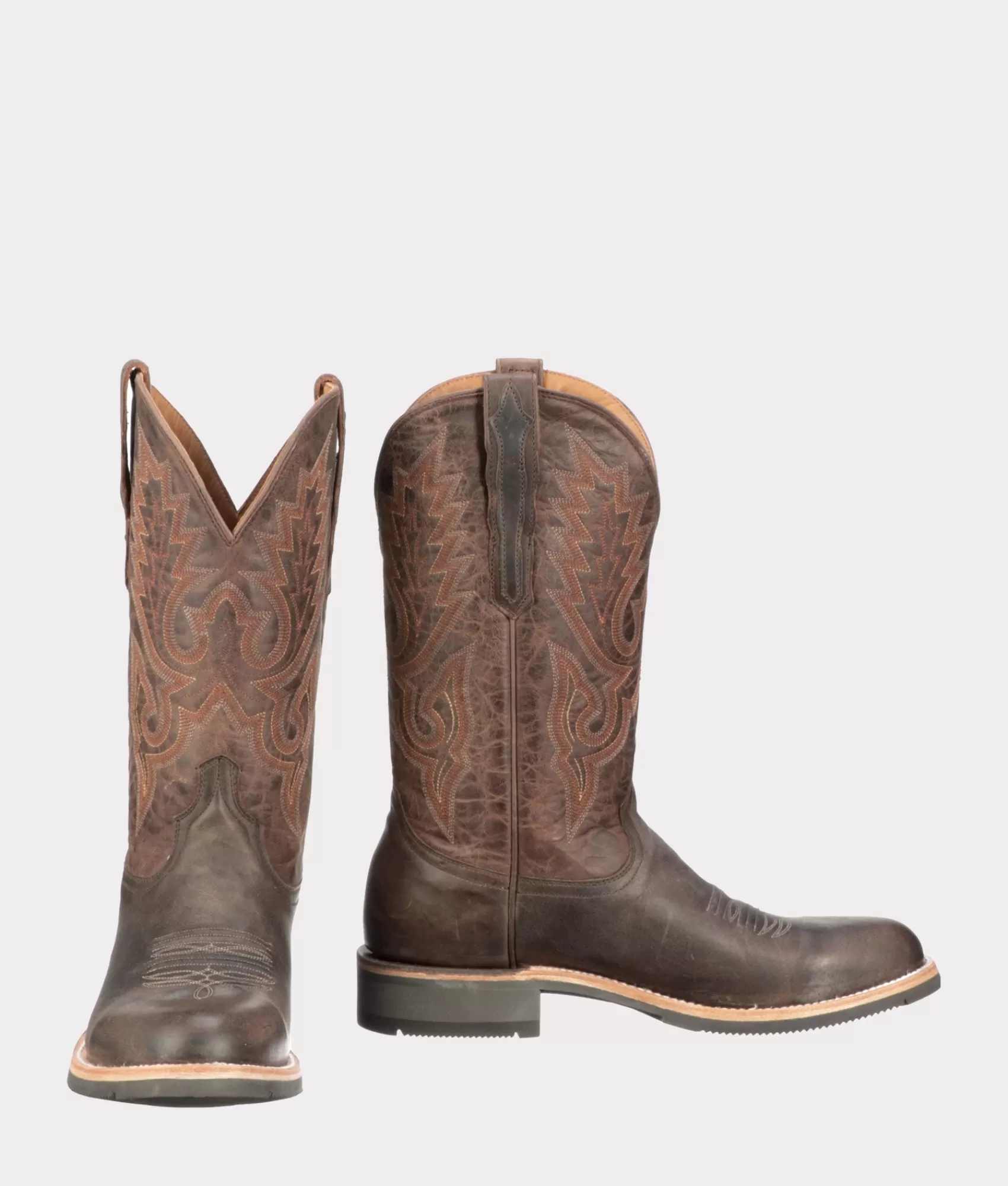 Lucchese Barn Boots | Rusty DarkBrown