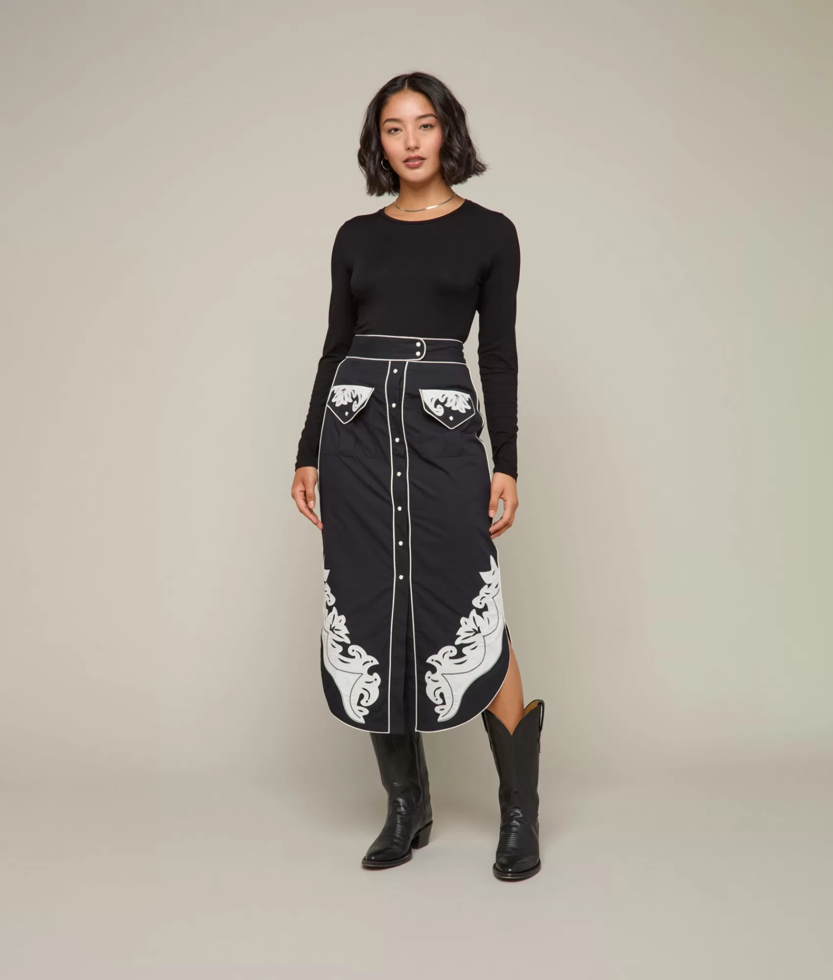 Lucchese Bottoms | Shenadoah Skirt Black